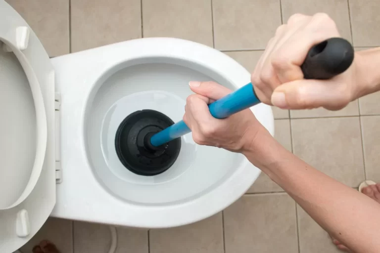Ai o problema cu WC-ul sau canalizarea? Firmele cu servicii profesioniste de desfundare te pot ajuta sa ai instalatii functionale din nou